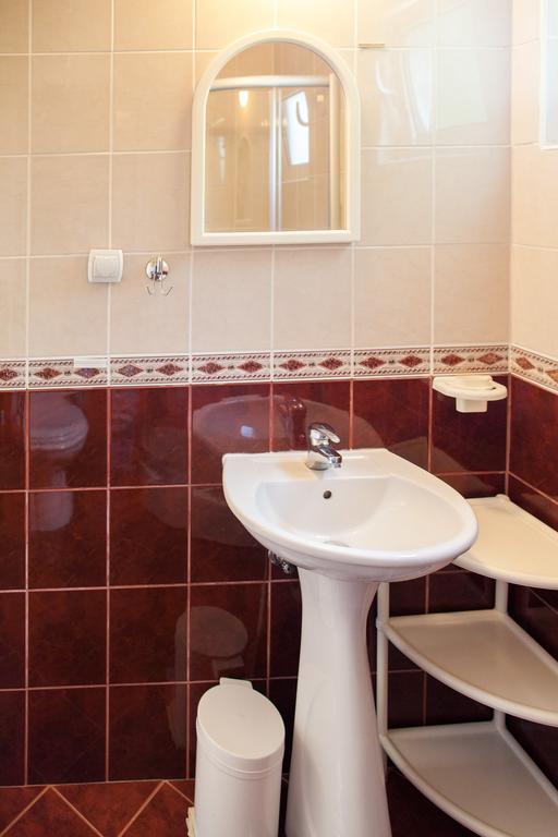 Apartments & Rooms Jelka Котор Екстер'єр фото
