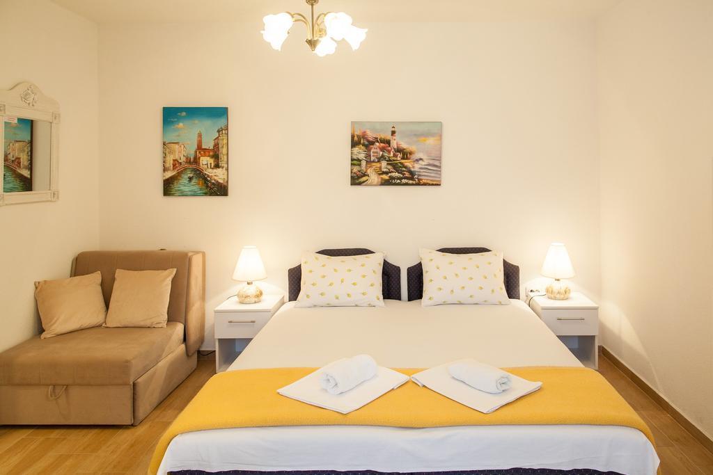Apartments & Rooms Jelka Котор Екстер'єр фото