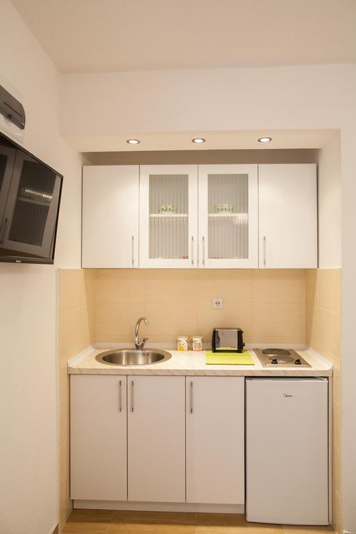 Apartments & Rooms Jelka Котор Екстер'єр фото