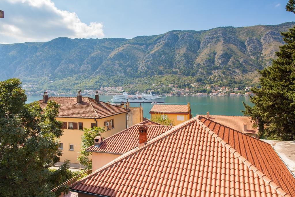 Apartments & Rooms Jelka Котор Екстер'єр фото