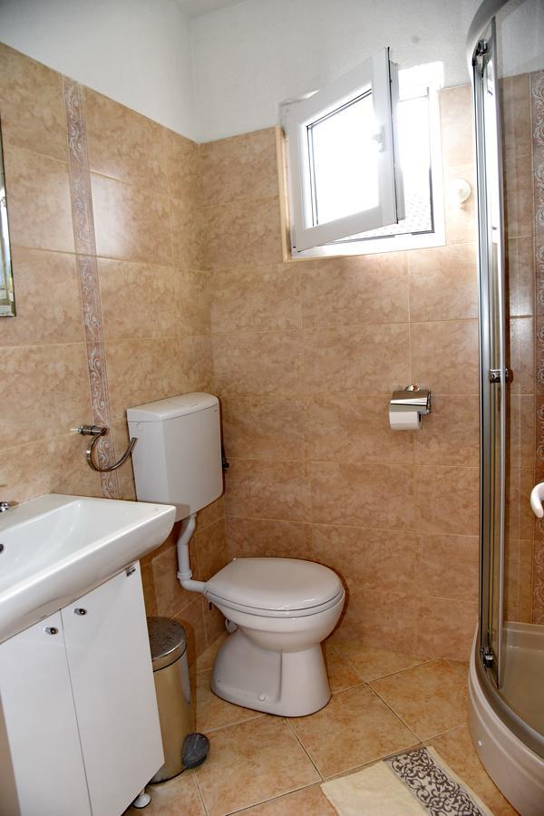 Apartments & Rooms Jelka Котор Екстер'єр фото